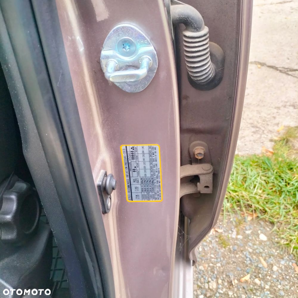 Kia Ceed Cee'd 1.6 Optimum + - 6