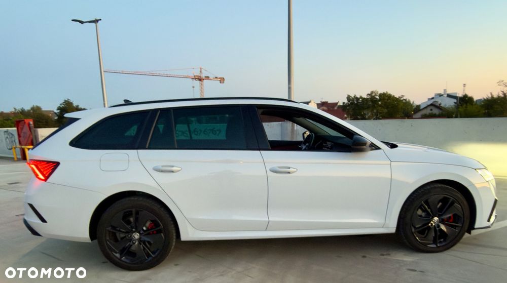 Skoda Octavia 2021 photo 2
