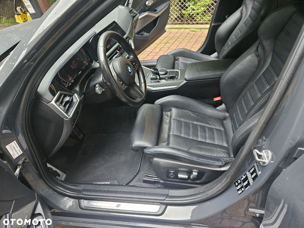 BMW Seria 3 320d M Sport sport - 21
