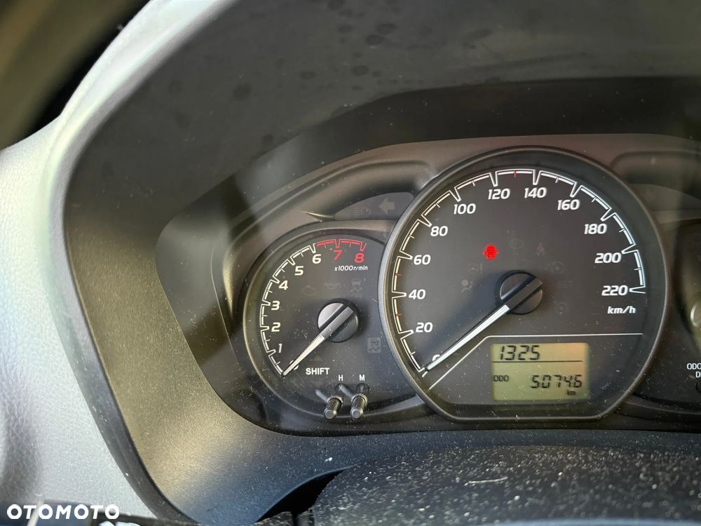 Toyota Yaris 1.0 VVT-i - 15