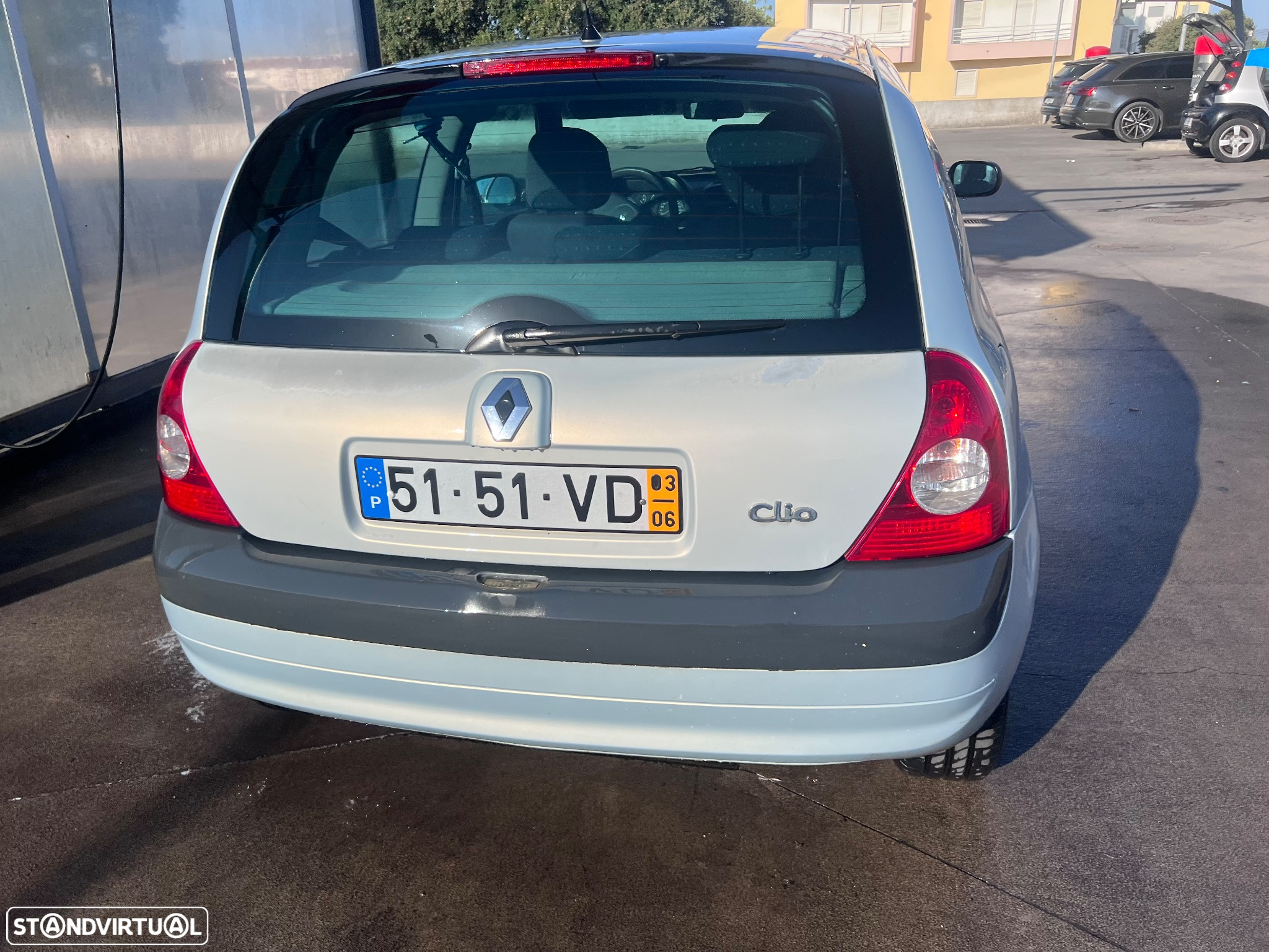 Renault Clio 1.2 16V Confort - 2