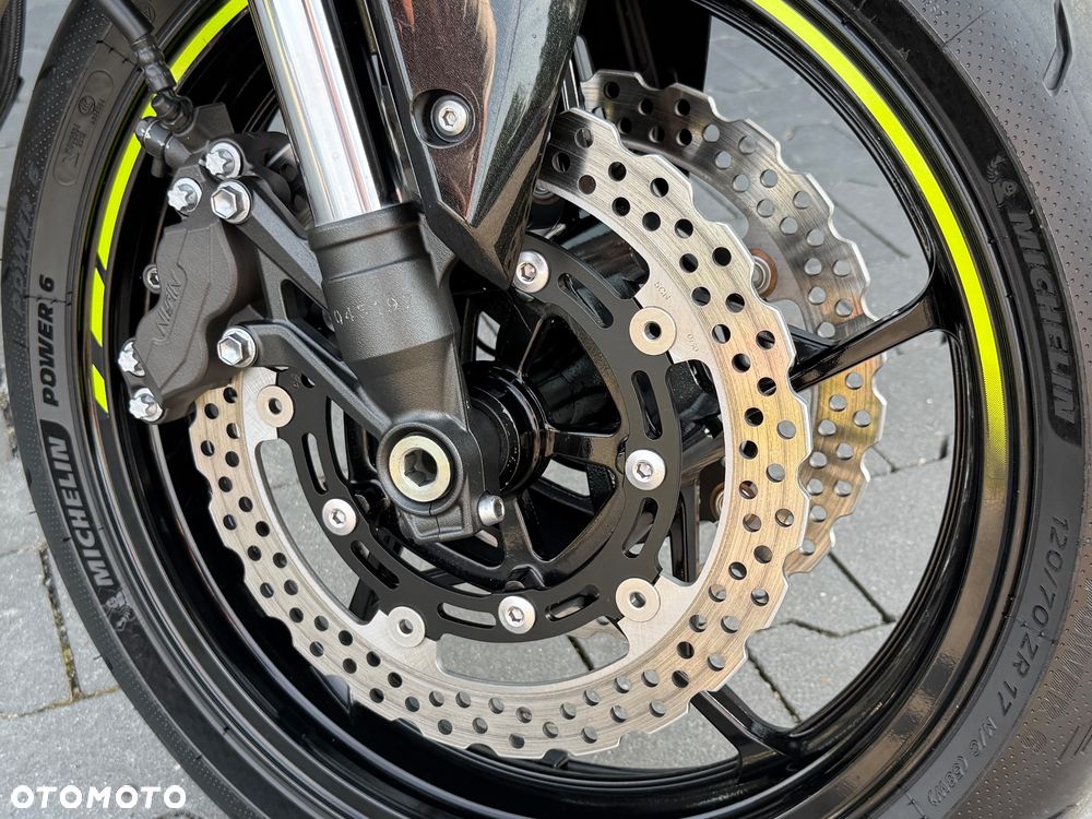 Kawasaki Z 900 - 18