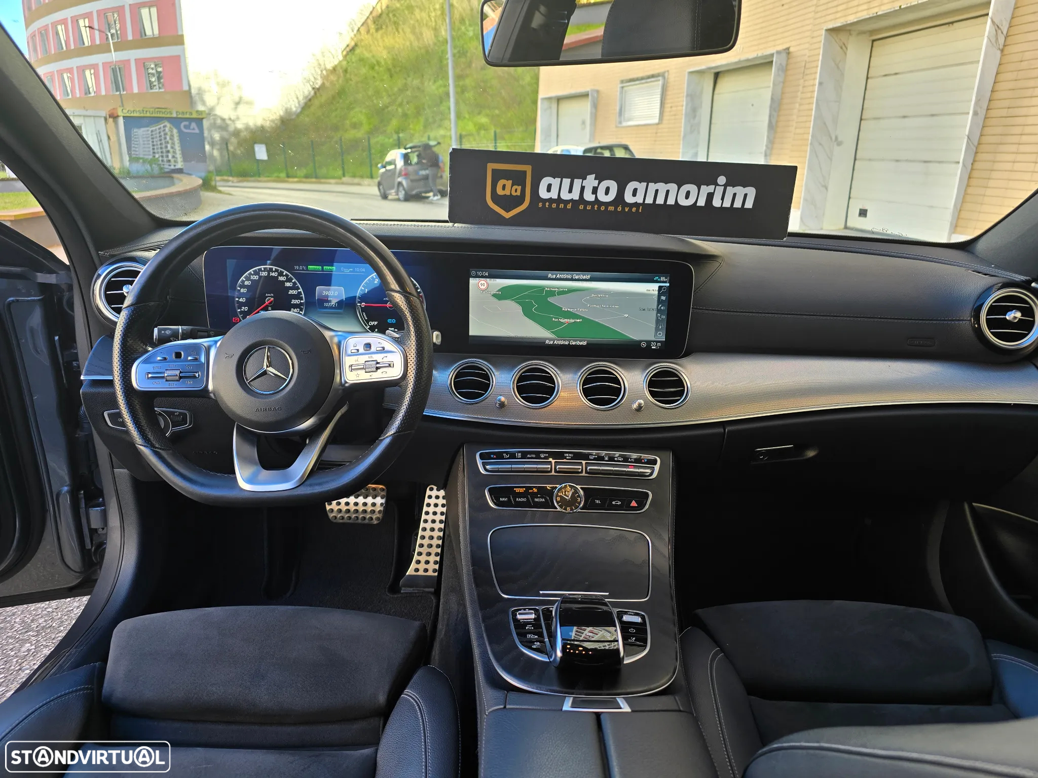 Mercedes-Benz E 300 de AMG Line - 26