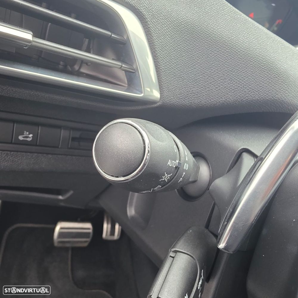 Peugeot 3008 2.0 BlueHDi GT EAT6 - 25