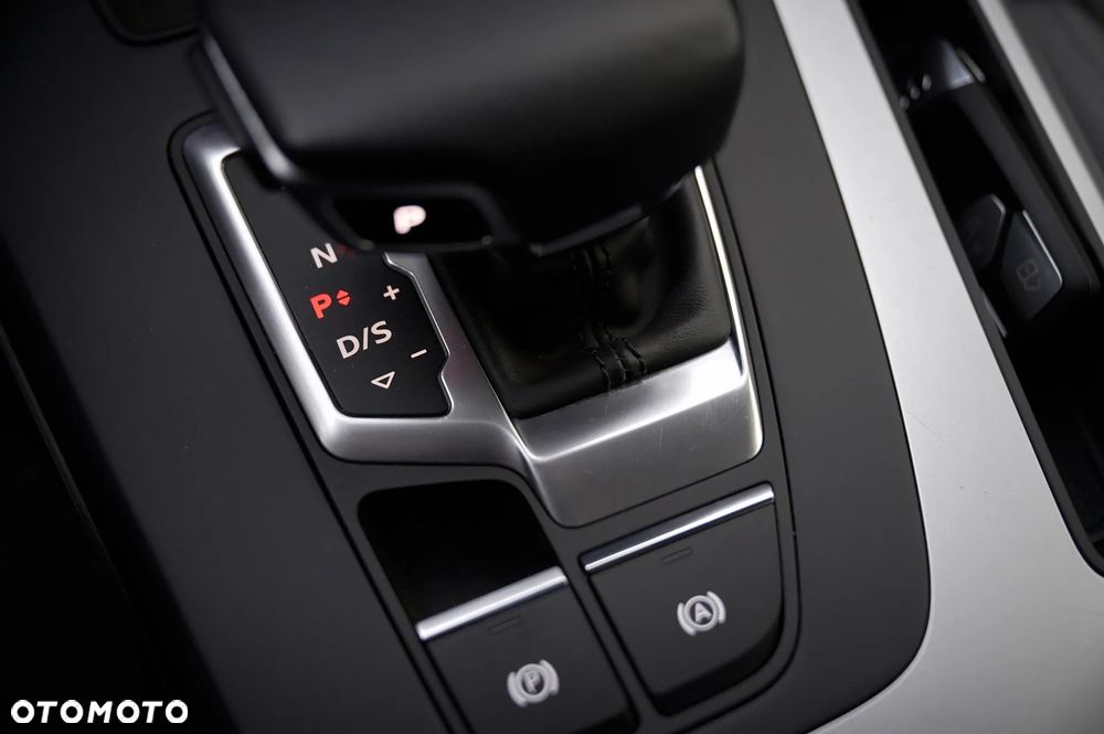 Audi Q5 40 TDI quattro S tronic advanced - 35