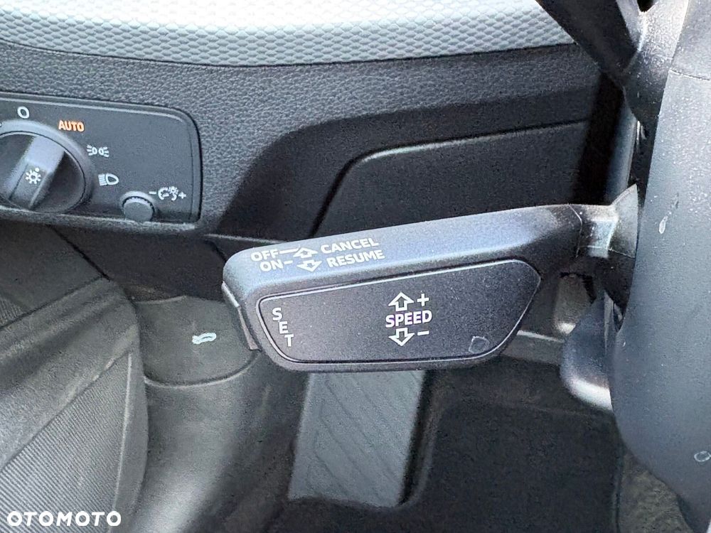 Audi Q2 - 24