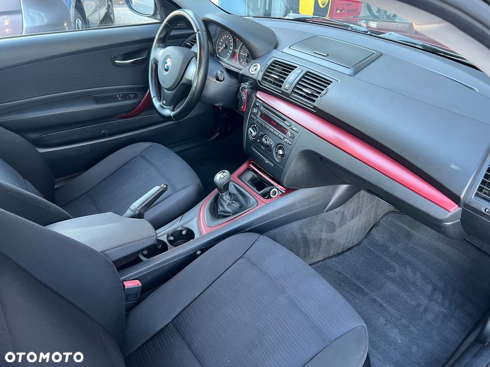 BMW Seria 1 118d - 19