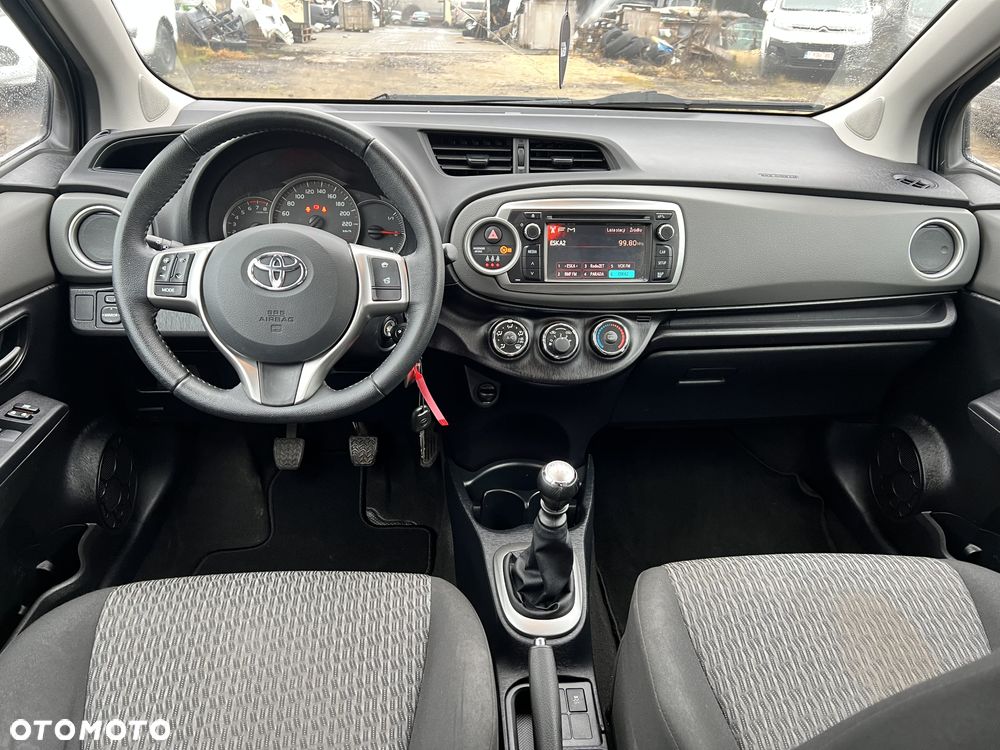 Toyota Yaris 1.33 VVT-i Comfort - 12