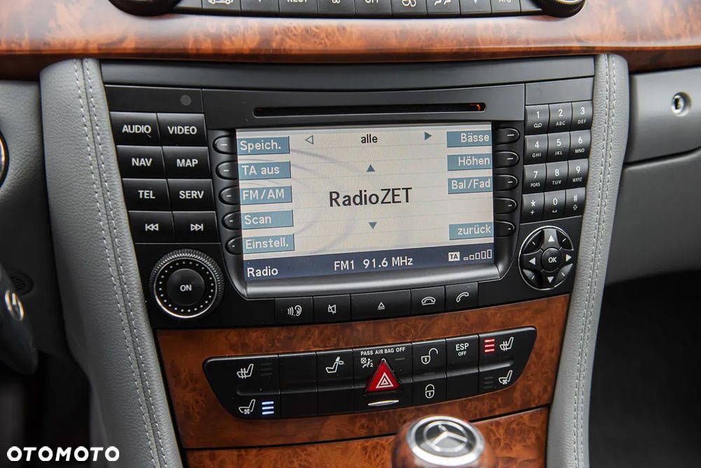 Mercedes-Benz CLS 350 - 21