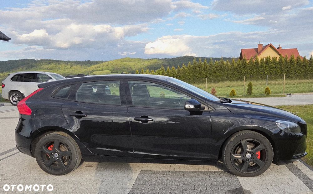 Volvo V40 D2 Momentum - 12