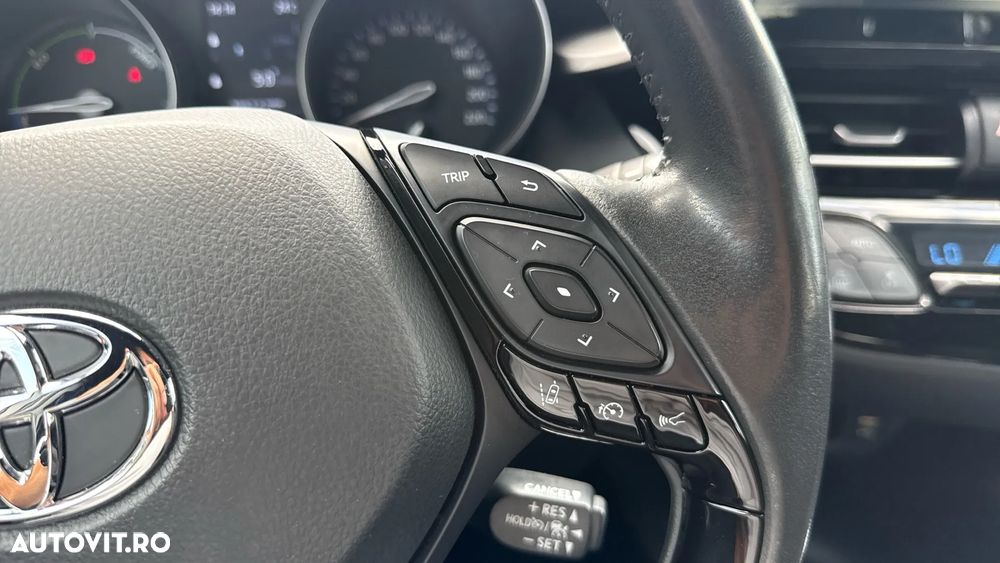 Toyota C-HR 1.8 HSD 122 CP 4x2 CVT Core - 29