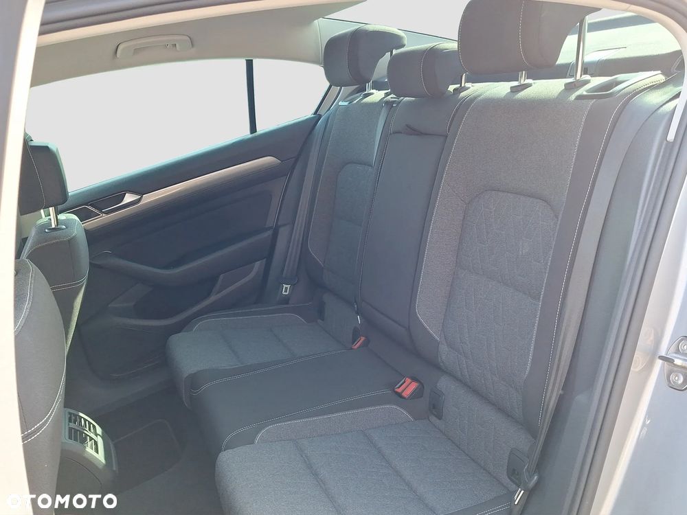 Volkswagen Passat 1.5 TSI EVO Business DSG - 13