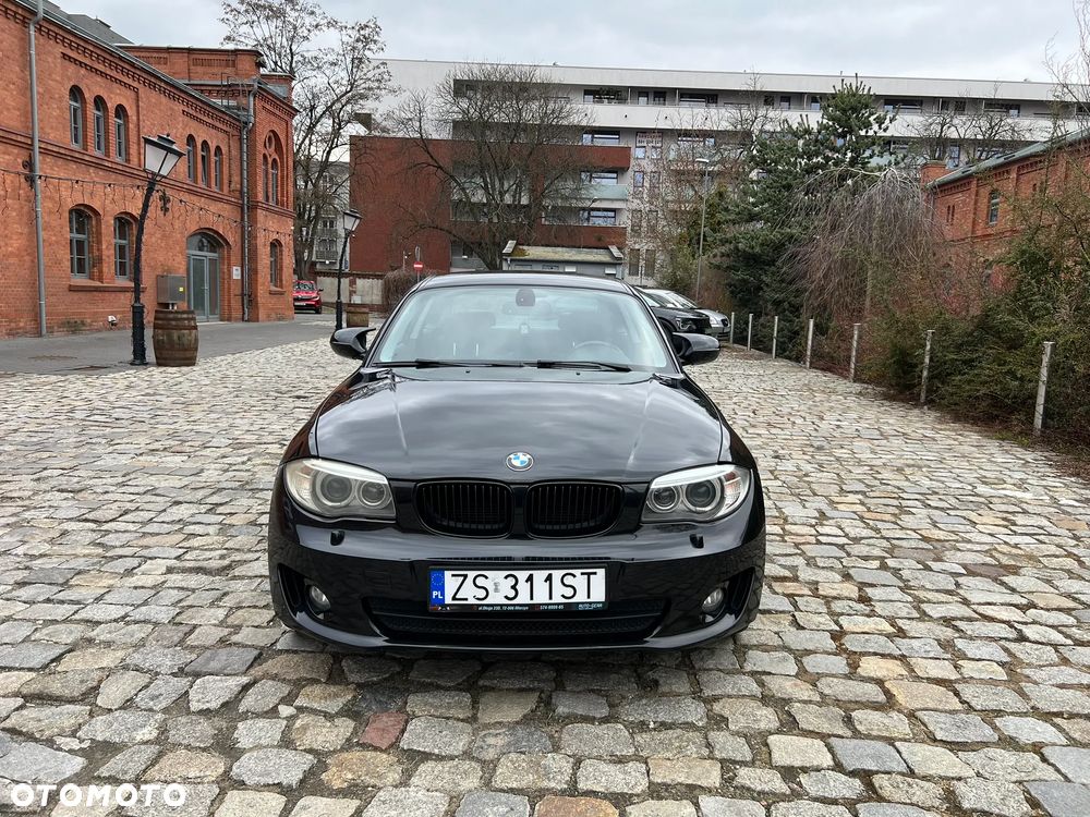 BMW Seria 1 118d Edition Sport - 2