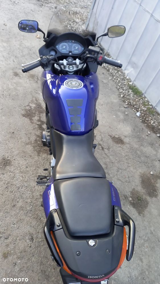 Honda CBF - 9