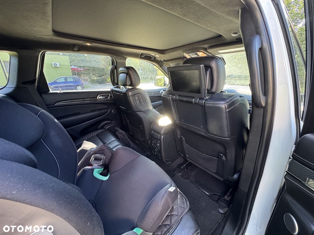 Jeep Grand Cherokee - 8