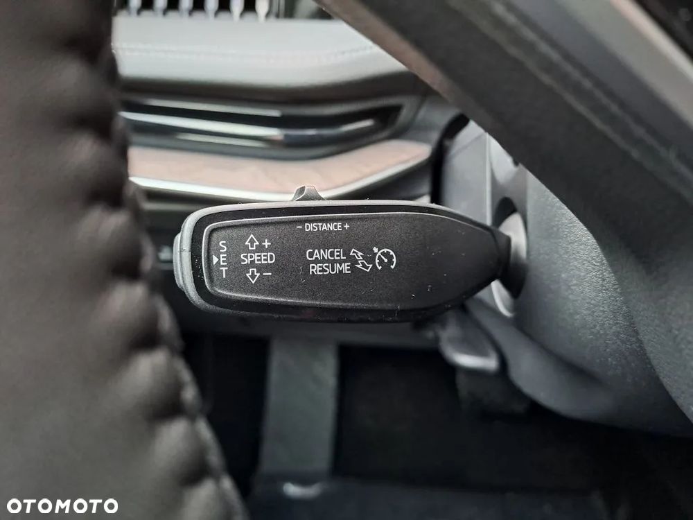 Skoda Superb 2.0 TDI SCR 4x4 L&K DSG - 13