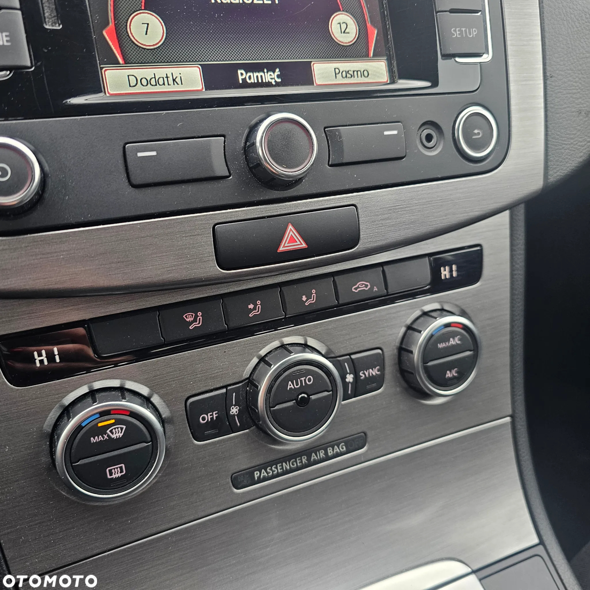 Volkswagen Passat - 28