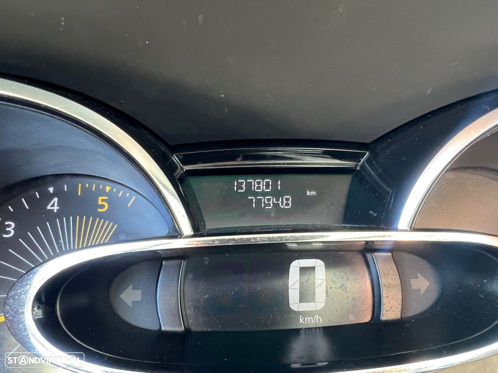 Renault Clio 1.5 dCi Dynamique S 82g - 28