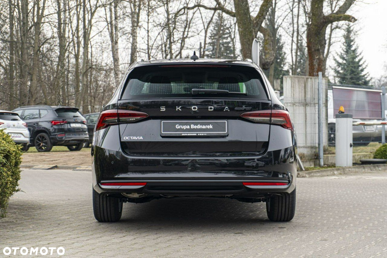Skoda Octavia - 8