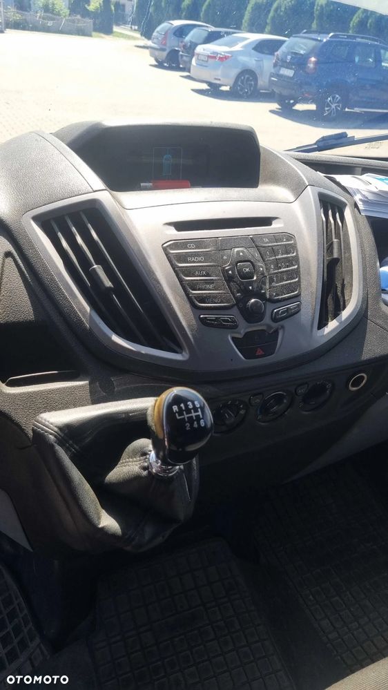 Ford Transit - 11