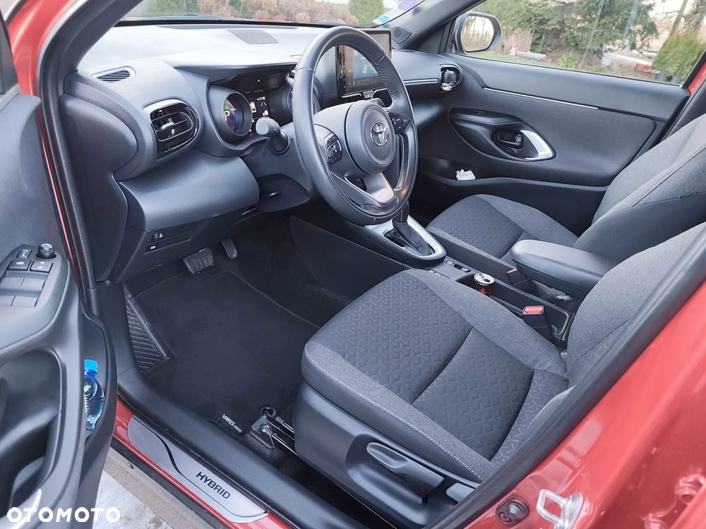 Toyota Yaris Cross ver-1-33-vvt--i-multidrive-s-comfort - 19