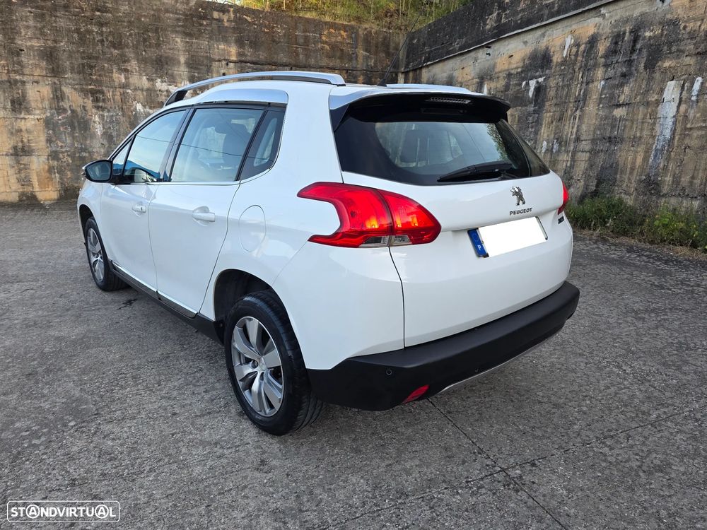 Peugeot 2008 PureTech 82 Allure - 10