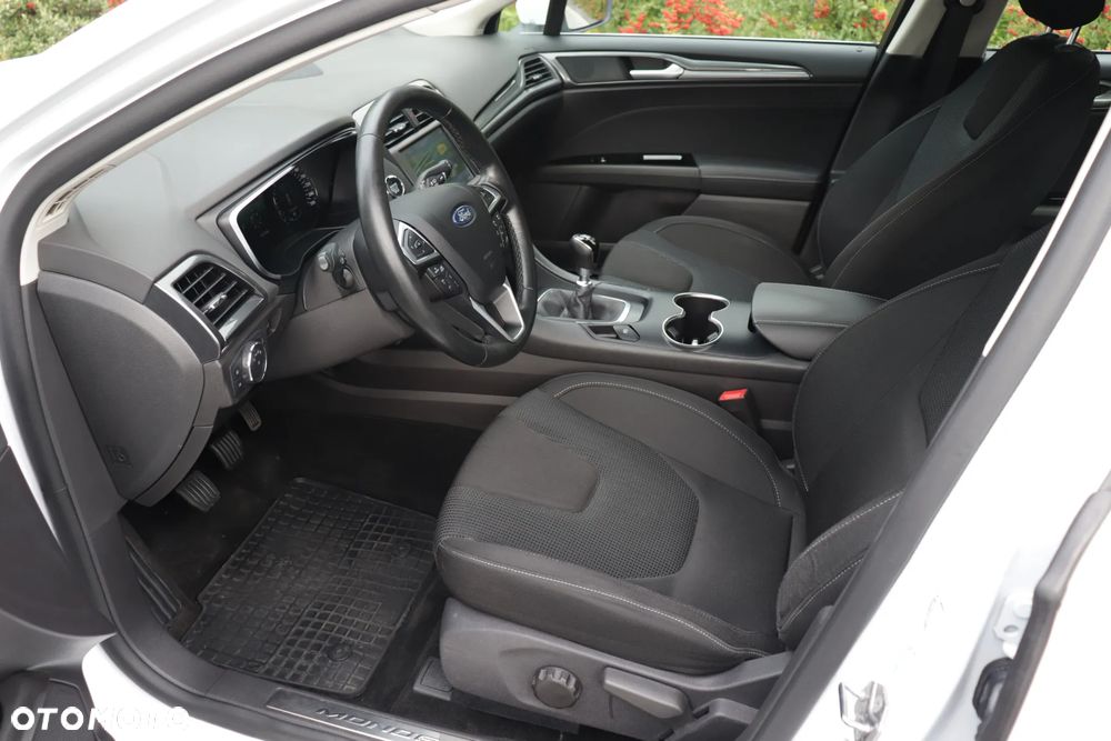 Ford Mondeo 2.0 EcoBlue Titanium - 18