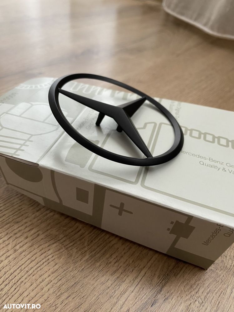 Emblema Semn Compatibil Mercedes C CLA E GLC Crom Negru Mat Lucios - 3