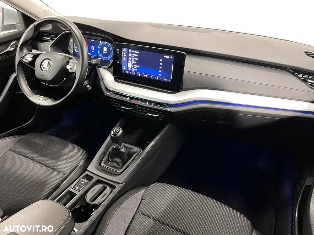 Skoda Octavia 2.0 TDI Clever - 9