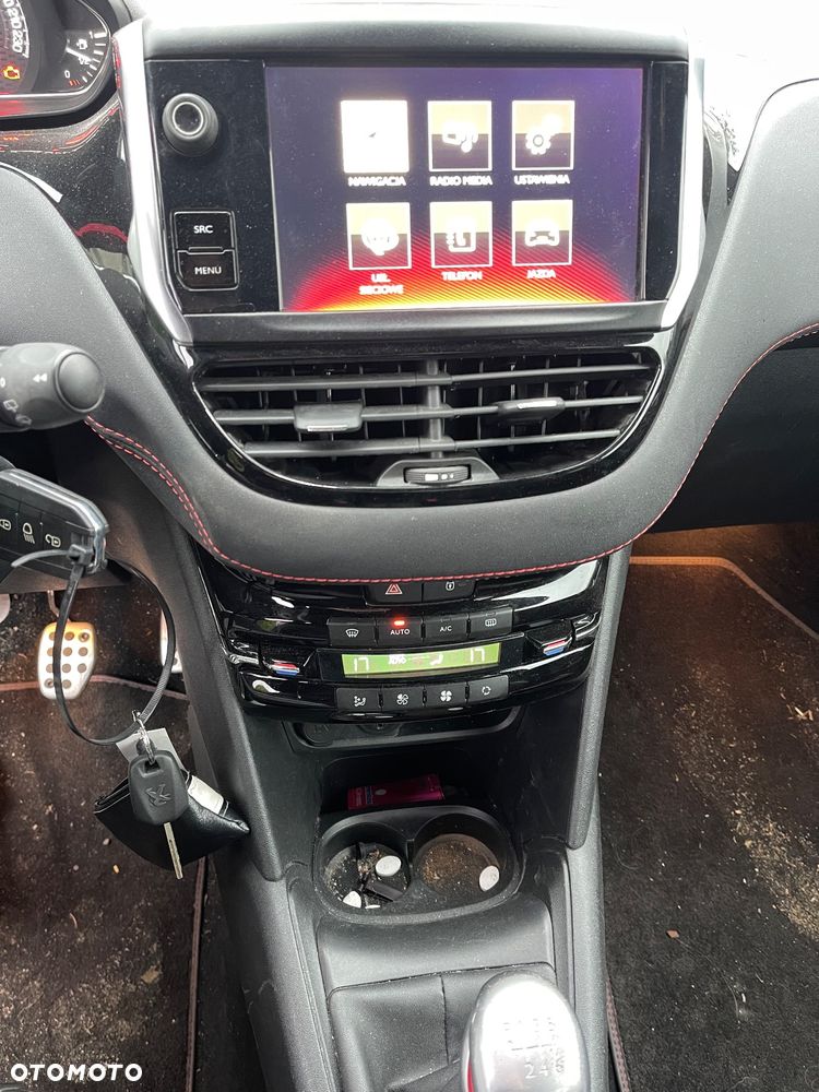 Peugeot 208 THP STOP & START GTi - 20