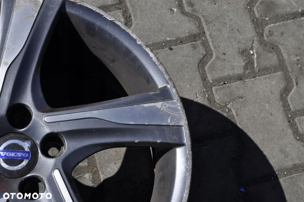 VOLVO FELGA ALUMINIOWA 18 31362188 5x108 8J - 5