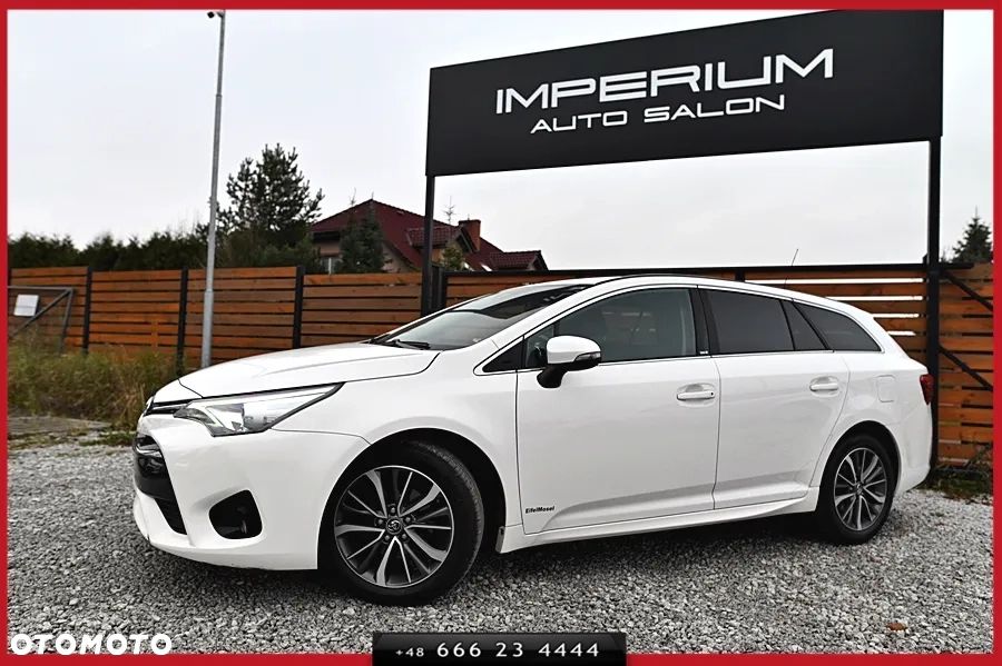 Toyota Avensis Touring Sports 1.6 D-4D Executive - 3