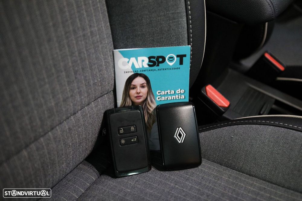 Renault Clio 1.0 TCe Techno - 42