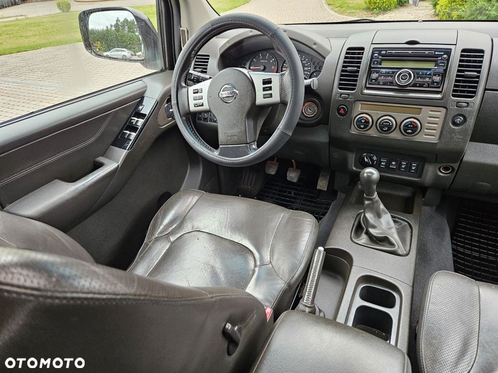 Nissan Navara - 25
