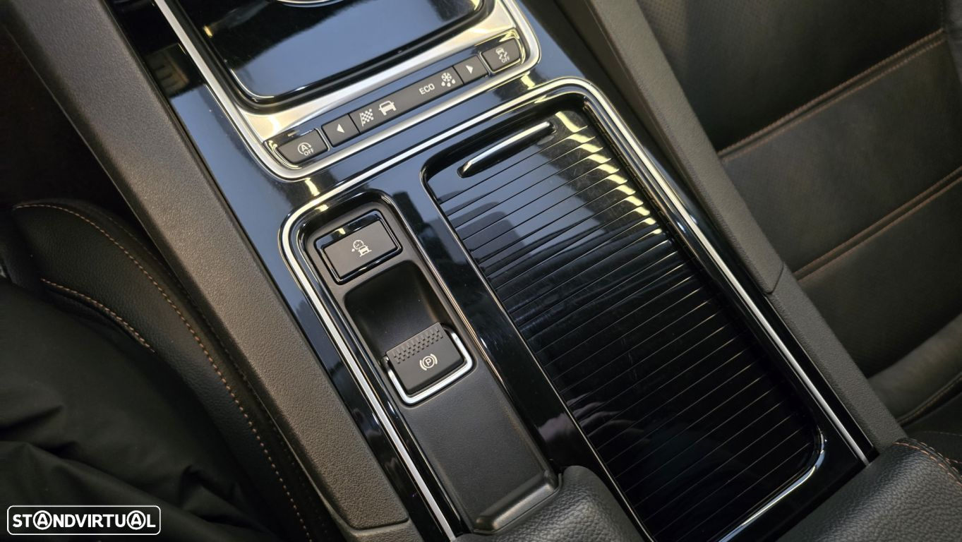 Jaguar F-Pace 2.0 i4D Prestige AWD Aut. - 42