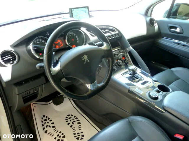 Peugeot 3008 2.0 HYbrid4 - 22