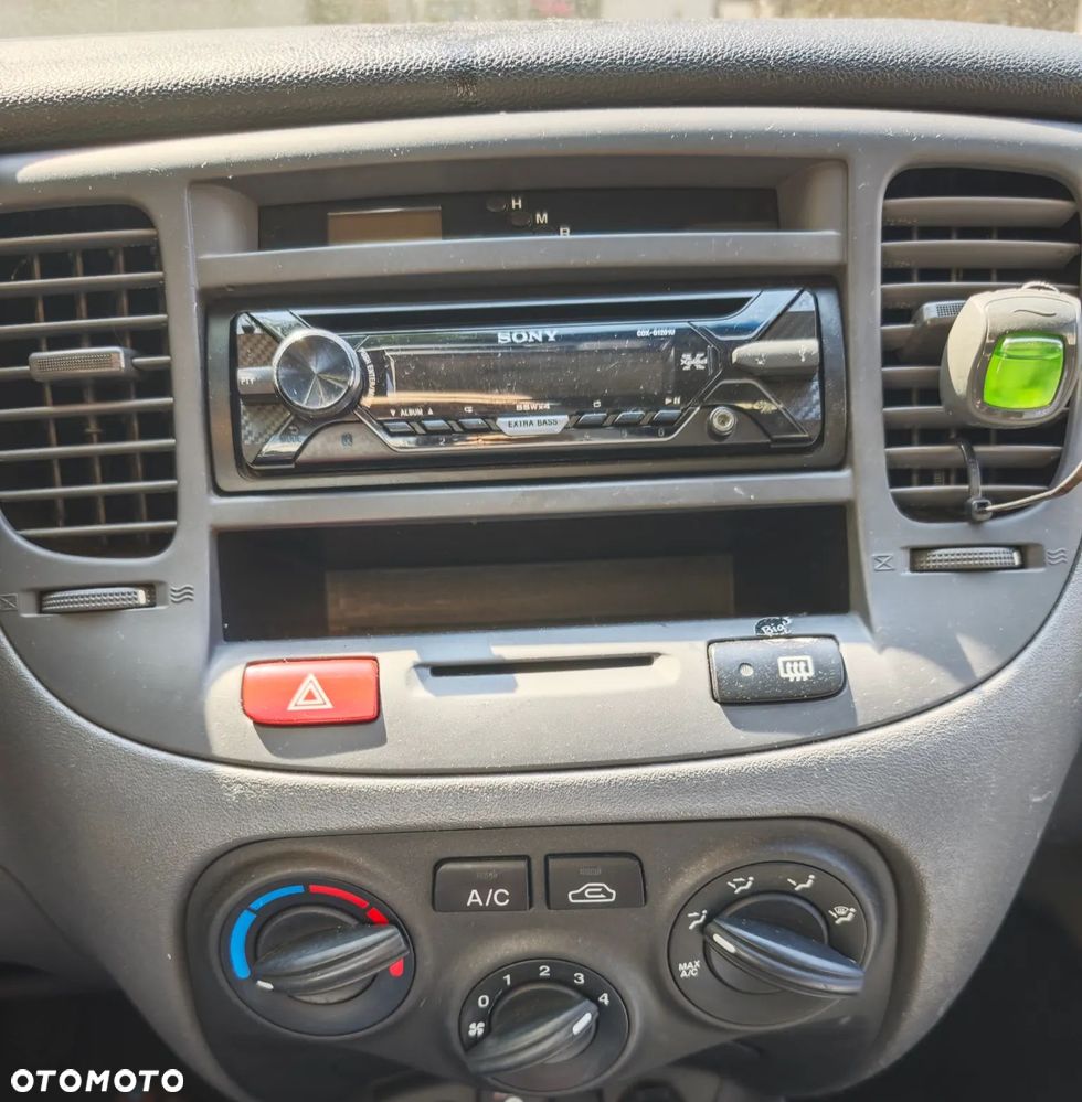 Kia Rio 1.4 Comfort - 7