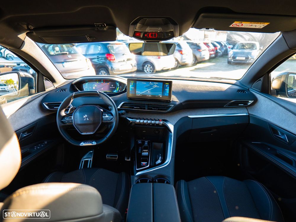 Peugeot 3008 1.6 Hybrid GT Pack e-EAT8 - 24