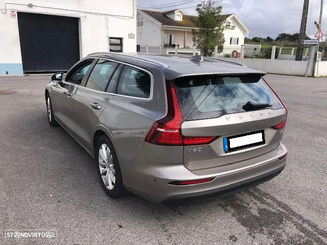 Volvo V60 2.0 D3 Momentum - 21