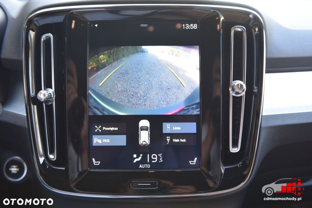 Volvo XC 40 - 29