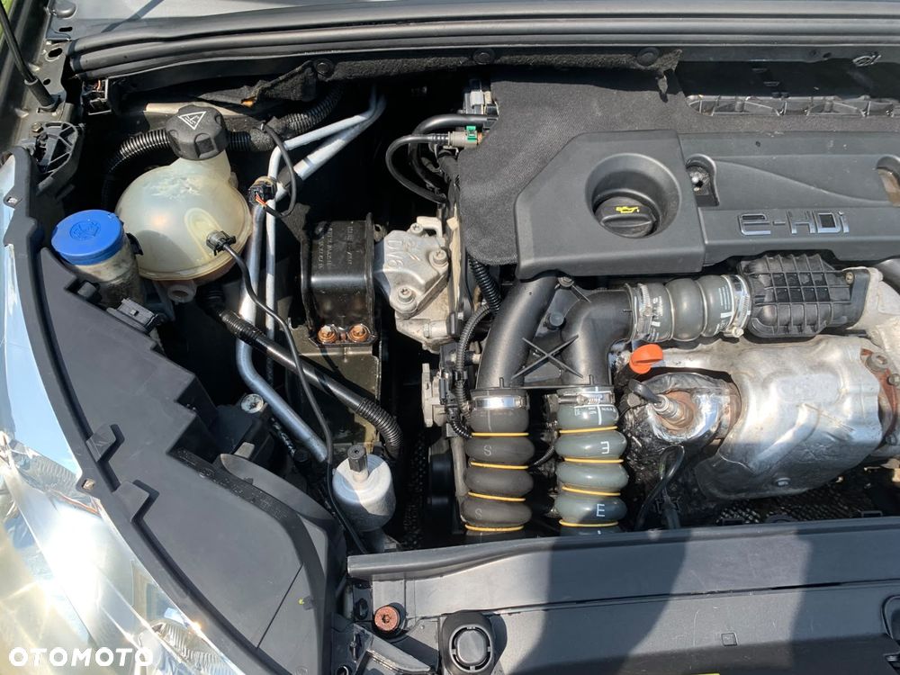 Citroën C4 1.6 HDi Exclusive - 13