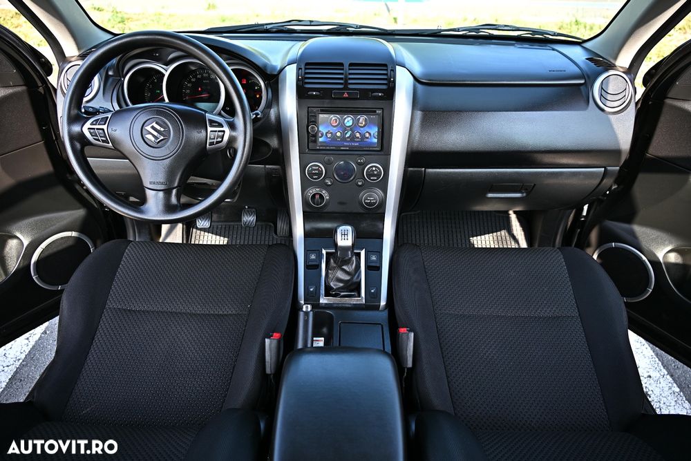 Suzuki Grand Vitara 1.9 DDiS Comfort + DPF - 6