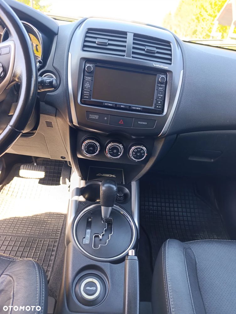 Mitsubishi ASX 2.2 DID Ralliart 4WD - 30