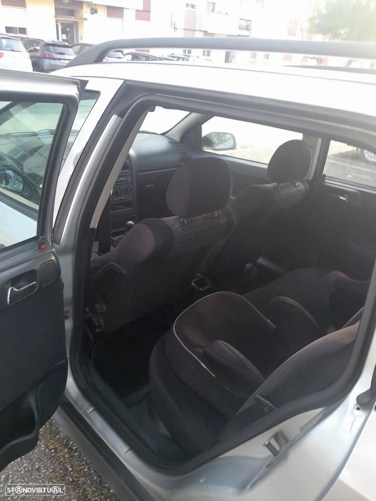 Opel Astra Caravan 1.4i 16V Sport - 8