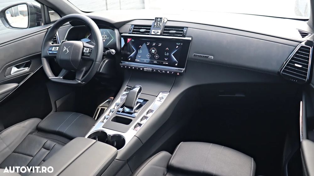 DS Automobiles DS 7 Crossback 4x4 300 OPERA - 22