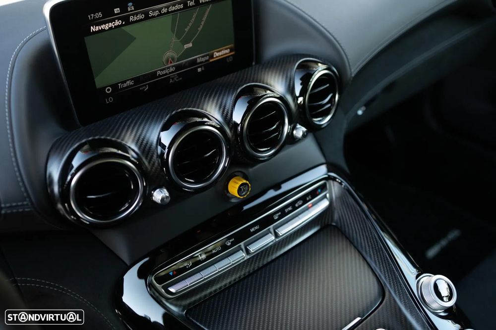 Mercedes-Benz AMG GT R - 38