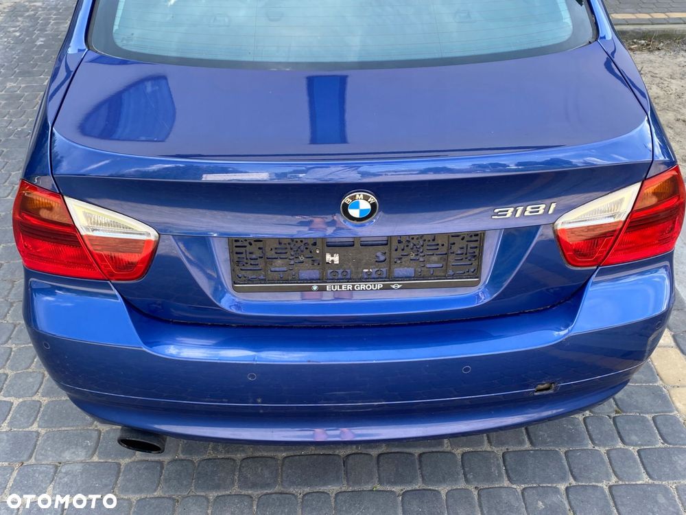 BMW E90 E91 LIFT ZDERZAK TYŁ TYLNY SEDAN MONTEGOBLAU METALLIC SCHWARZ - 2