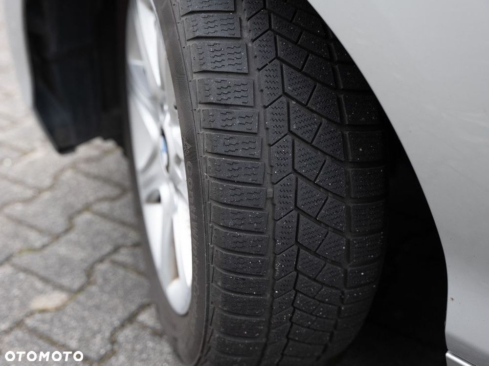 BMW Seria 1 116i - 19