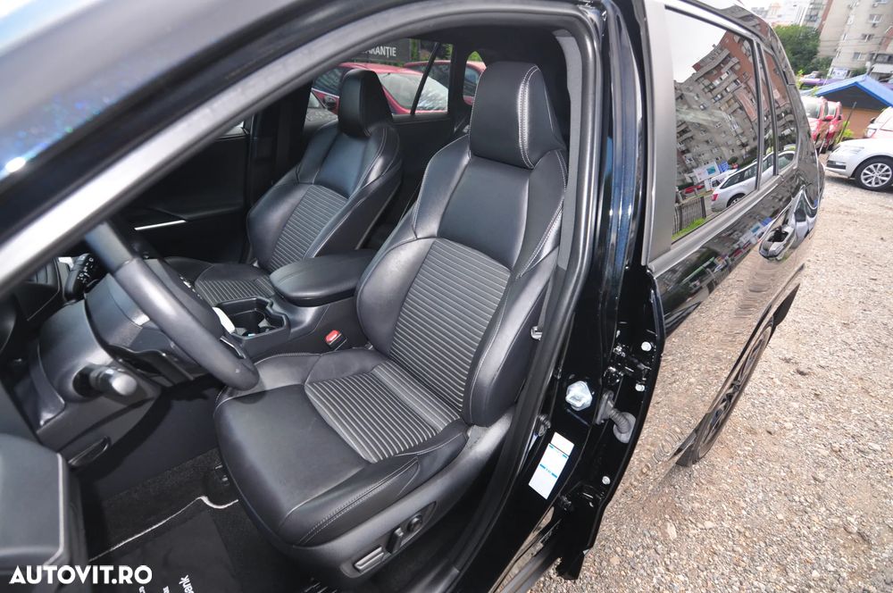 Toyota RAV4 - 8