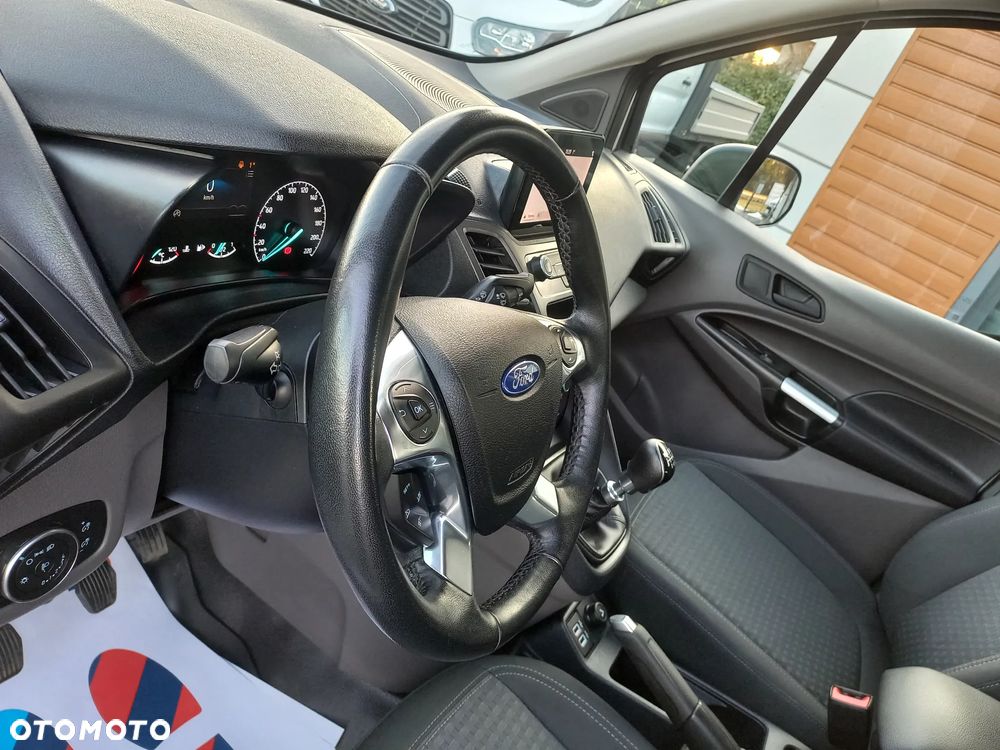 Ford Transit Connect - 24